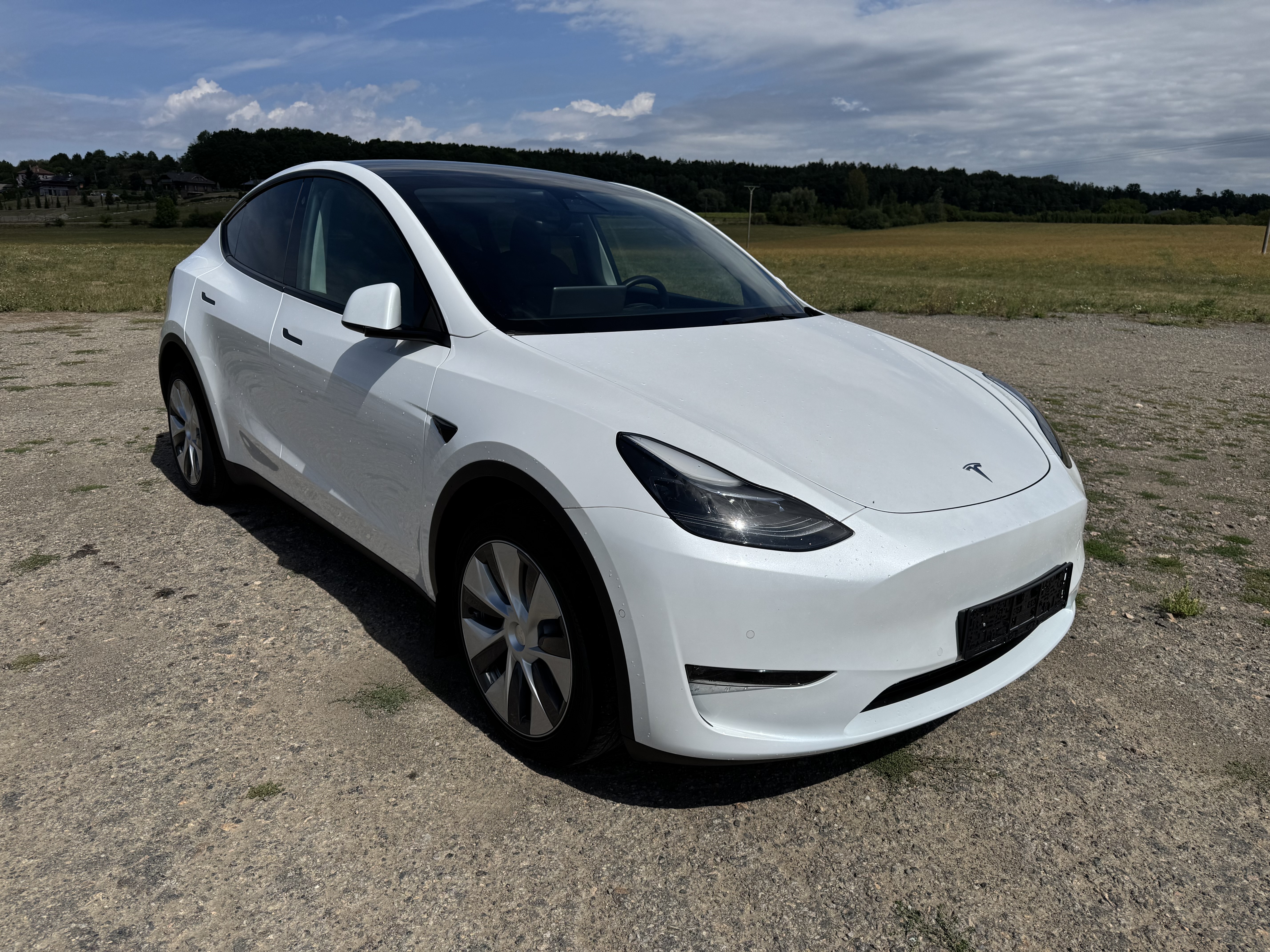 Tesla Model Y Long Range Dual Motor AWD – PŘIPRAVUJEME NA PRODEJ