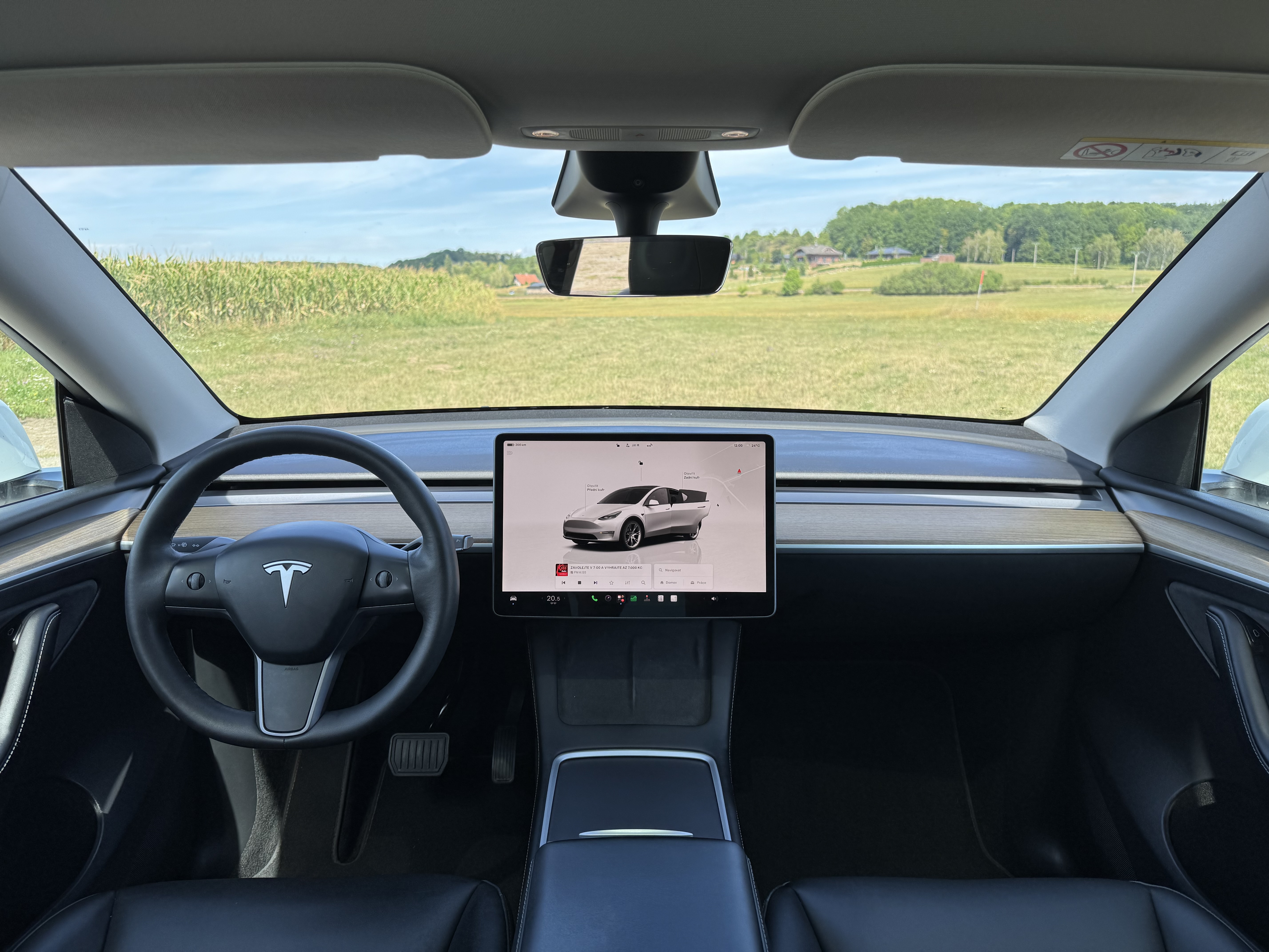 Fotografie vozu Tesla Model Y Long Range Dual Motor AWD