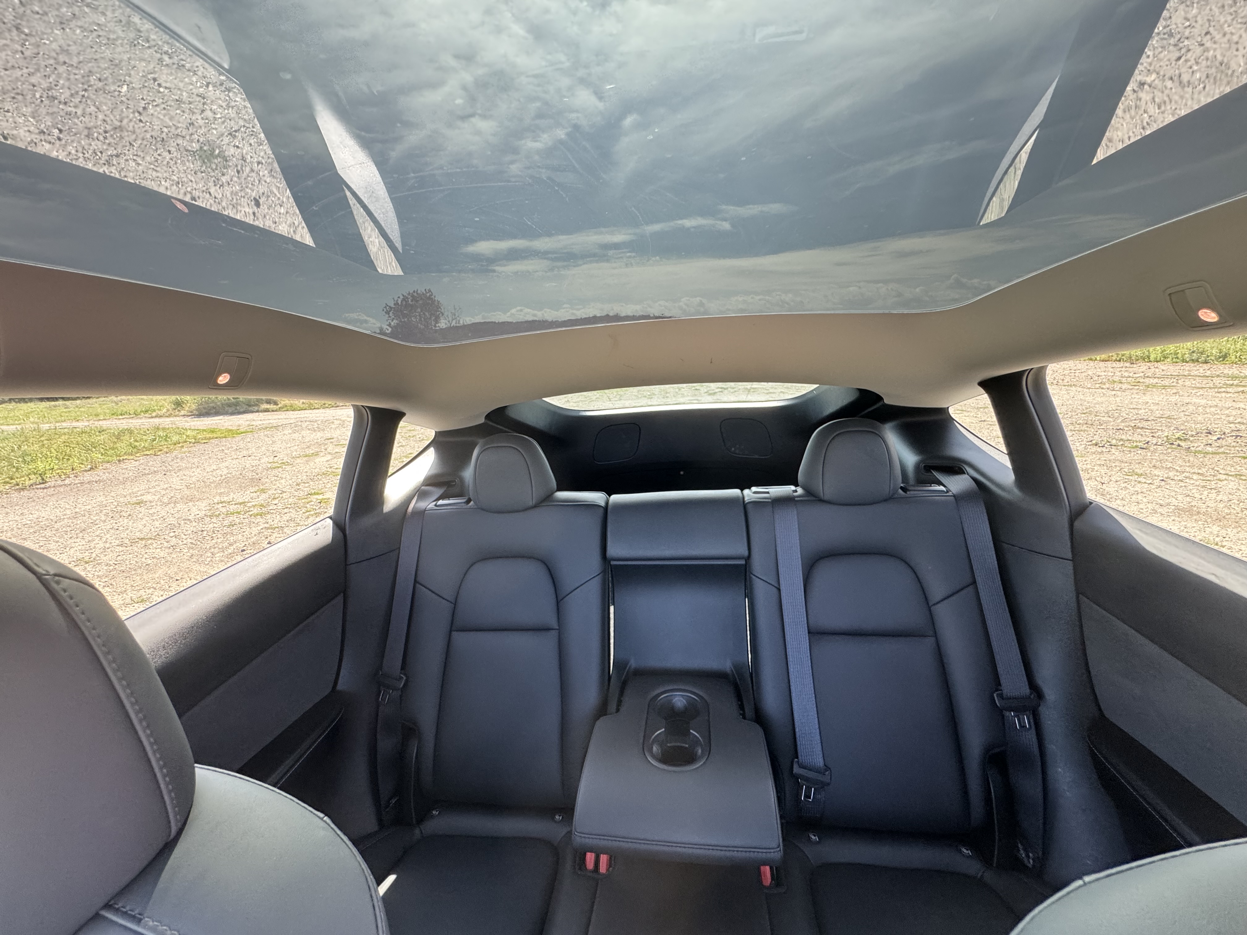 Fotografie vozu Tesla Model Y Long Range Dual Motor AWD