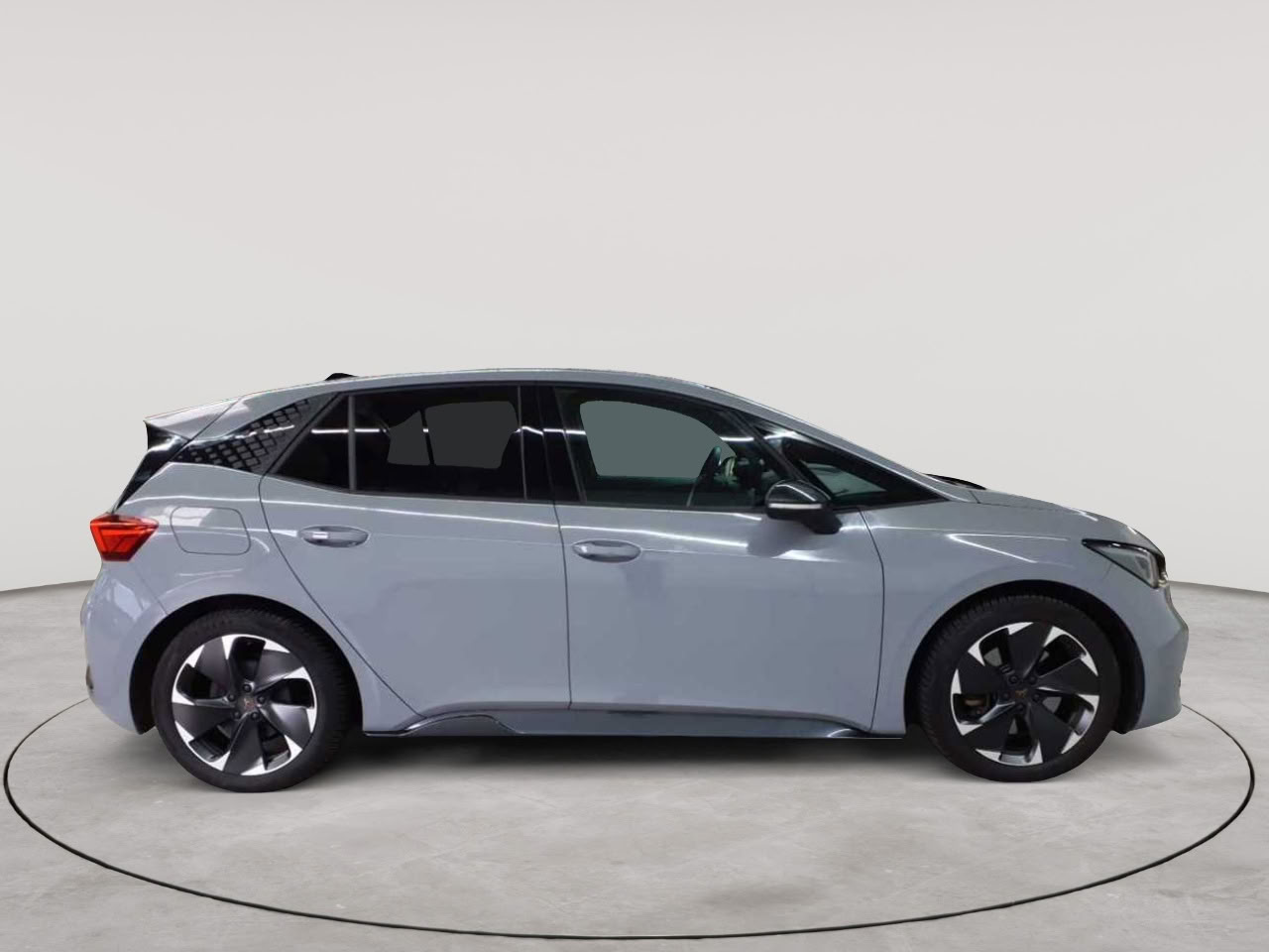 Fotografie vozu CUPRA Born 77 kWh (170 kW)