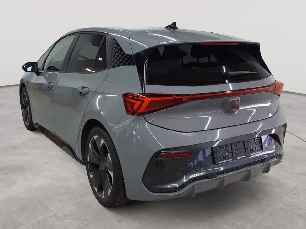 Fotografie vozu CUPRA Born 77 kWh (170 kW)