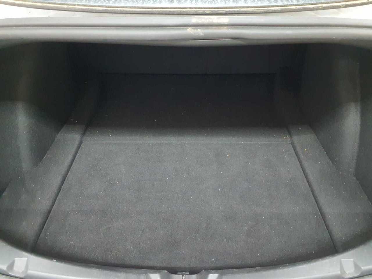 Photograph of Tesla Model 3 Long Range Performance AWD 377 kW
